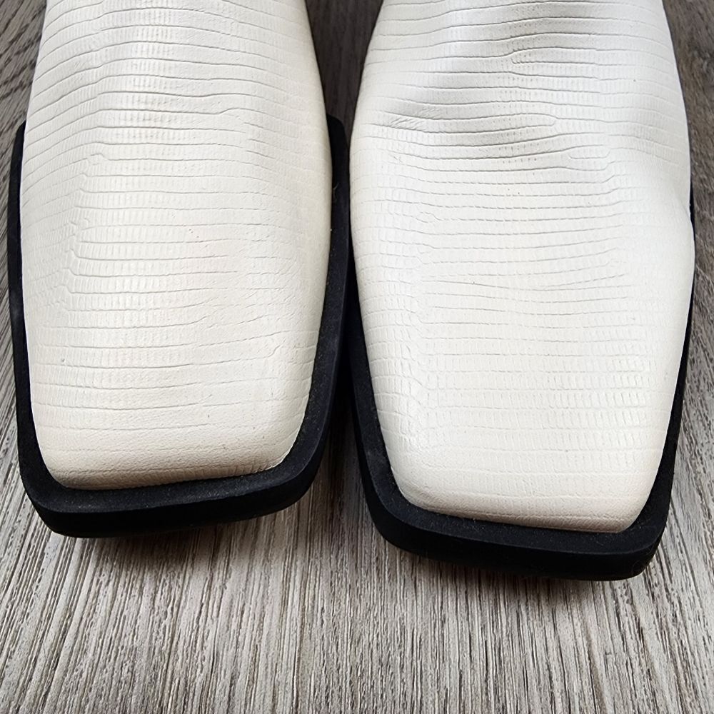 NWOB Frame Le Maddox Lizard Ankle Boots size 39 - Picture 3 of 9